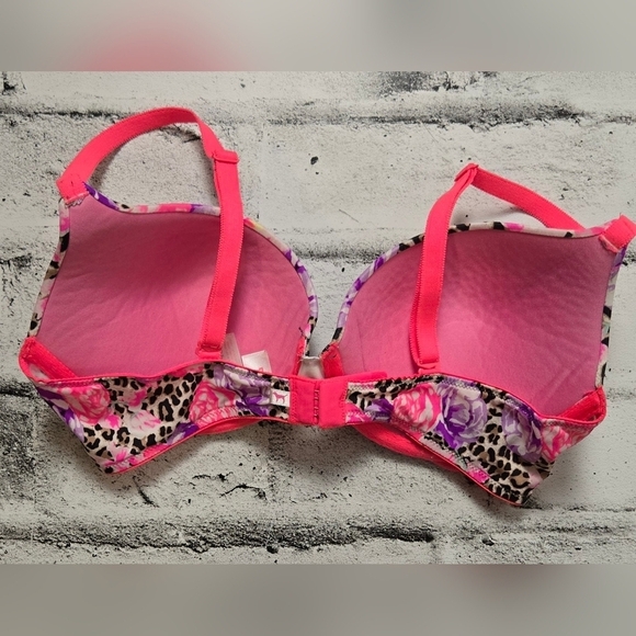 PINK Victoria's Secret Floral and Leopard Print Bra - Picture 5 of 11